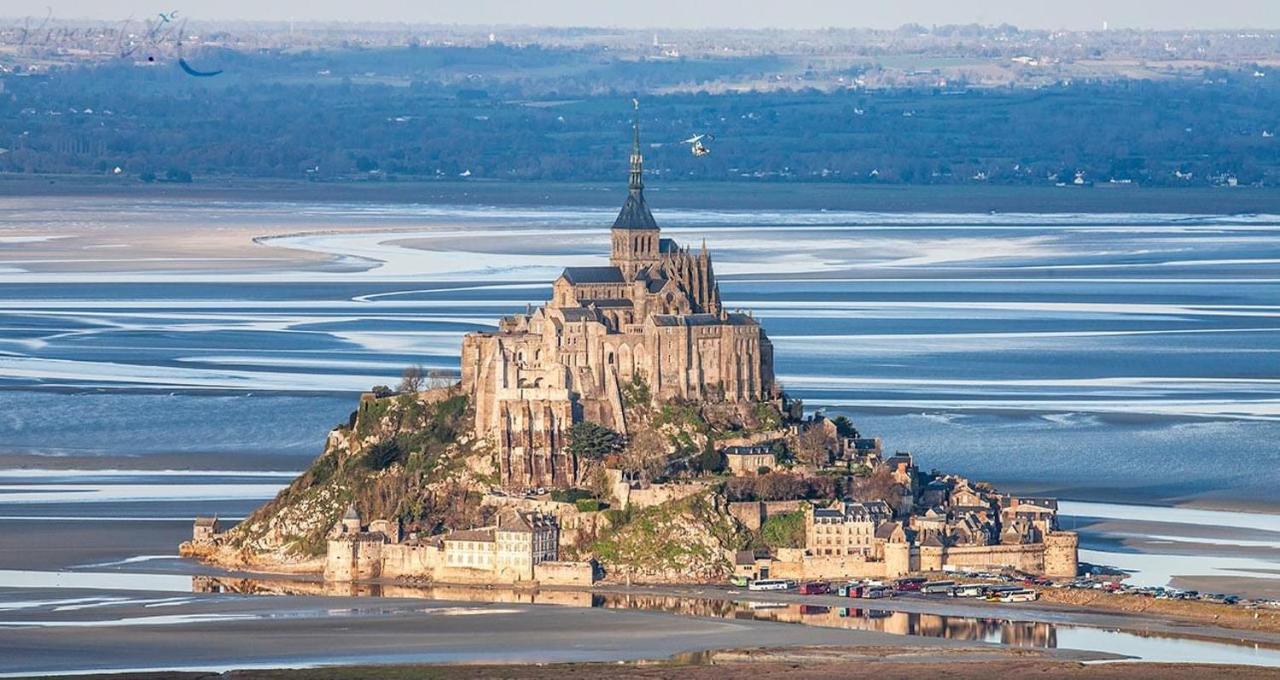 L'Escale Fougeraise Apartment ฟูแฌร์ ภายนอก รูปภาพ