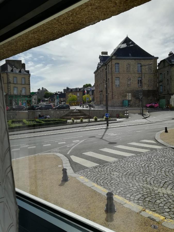 L'Escale Fougeraise Apartment ฟูแฌร์ ภายนอก รูปภาพ